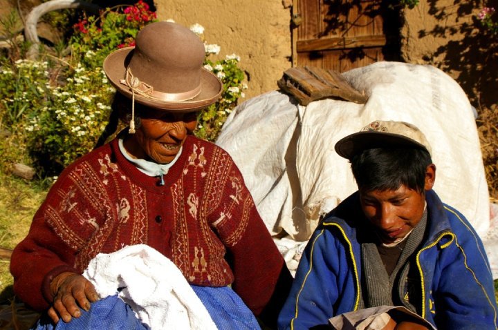 184757_10150105254346683_4622175_n